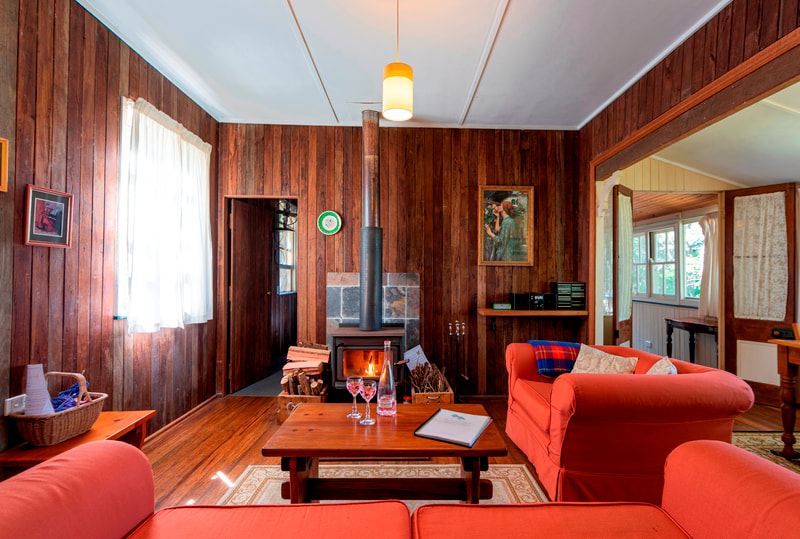 Mount Glorious accommodation living room with fire place